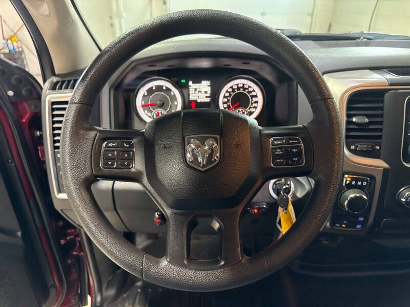 2018 RAM 1500 SLT