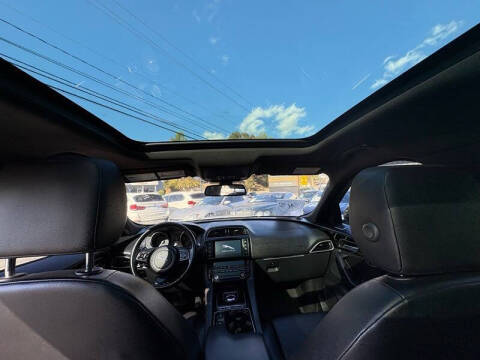 2017 Jaguar F-PACE 35t Premium