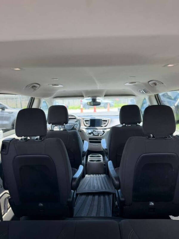 2017 Chrysler Pacifica Touring