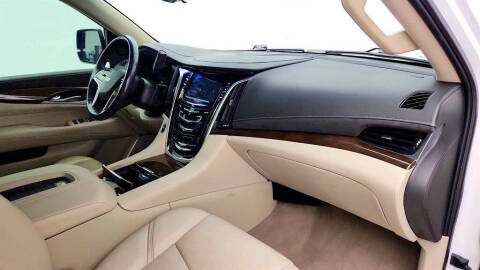 2019 Cadillac Escalade Premium Luxury