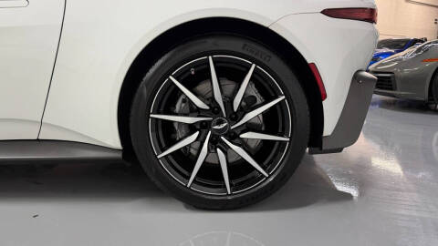 2019 Aston Martin Vantage