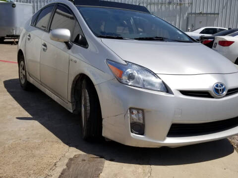 2010 Toyota Prius for sale at DFW AUTO FINANCING LLC in Dallas TX