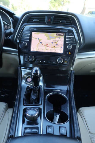 2021 Nissan Maxima 3.5 SV