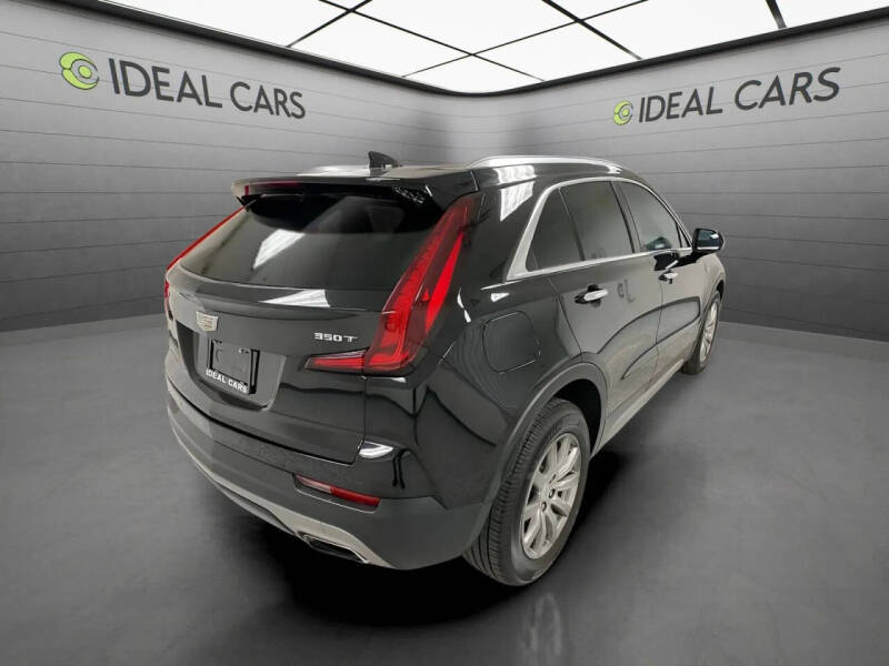 2020 Cadillac XT4 Premium Luxury