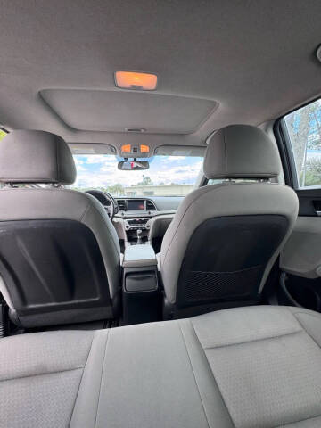 2018 Hyundai Elantra