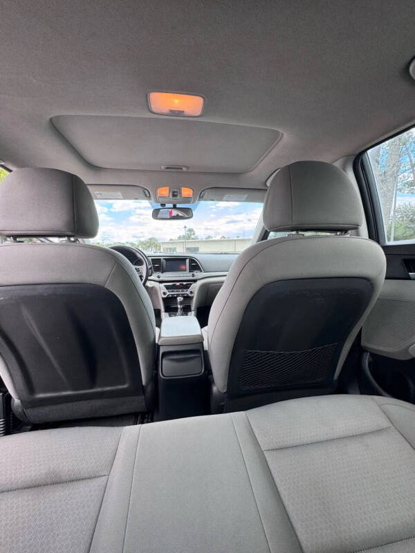 2018 Hyundai Elantra