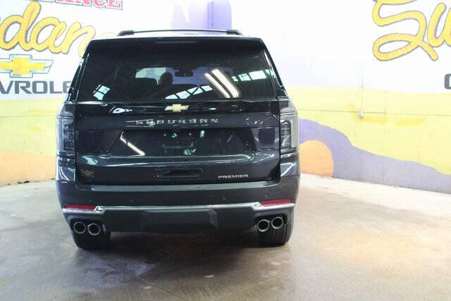 2025 Chevrolet Suburban Premier