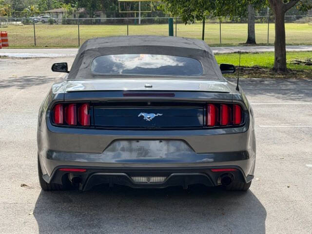 2017 Ford Mustang EcoBoost Premium