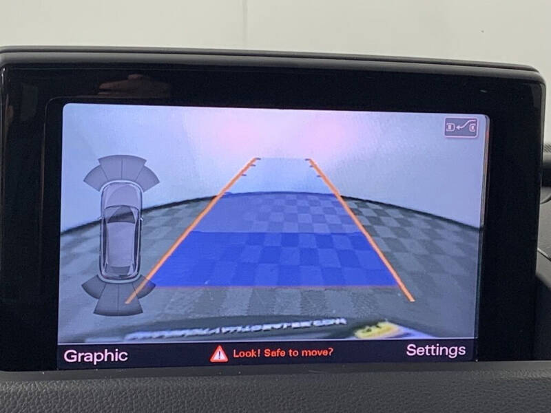 2017 Audi Q3 2.0T quattro Prestige