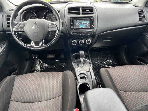 2017 Mitsubishi Outlander Sport 2.4 SE