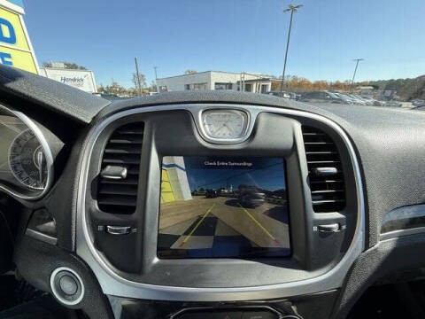 2023 Chrysler 300 Touring L