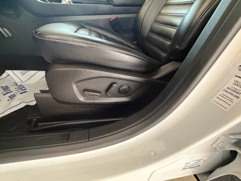 2023 Ford Edge SEL