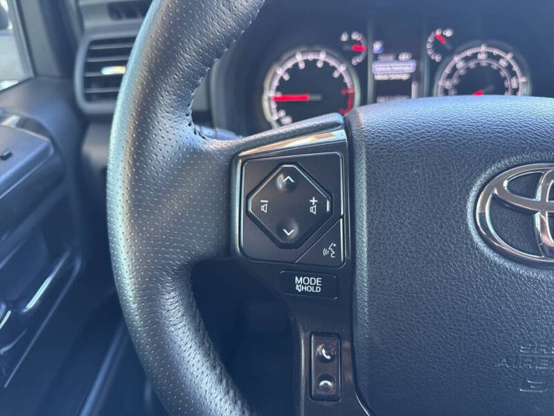 2024 Toyota 4Runner TRD Off-Road