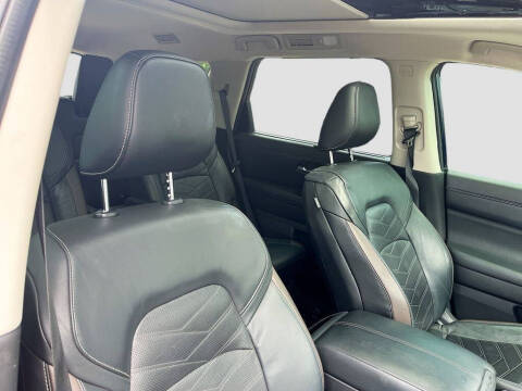 2022 Nissan Pathfinder Platinum