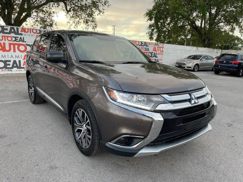 2018 Mitsubishi Outlander ES