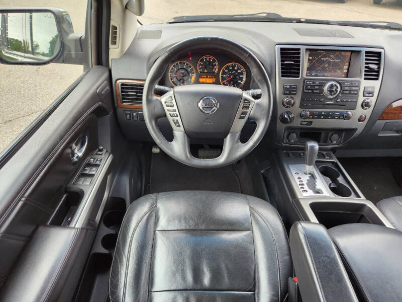 2015 Nissan Armada Platinum
