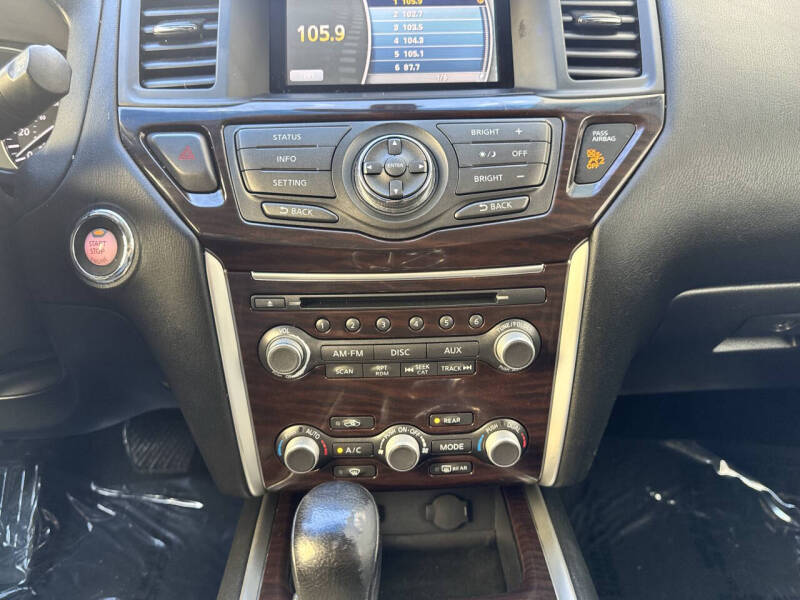 2014 Nissan Pathfinder SL