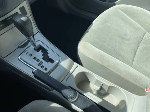 2012 Toyota Corolla LE