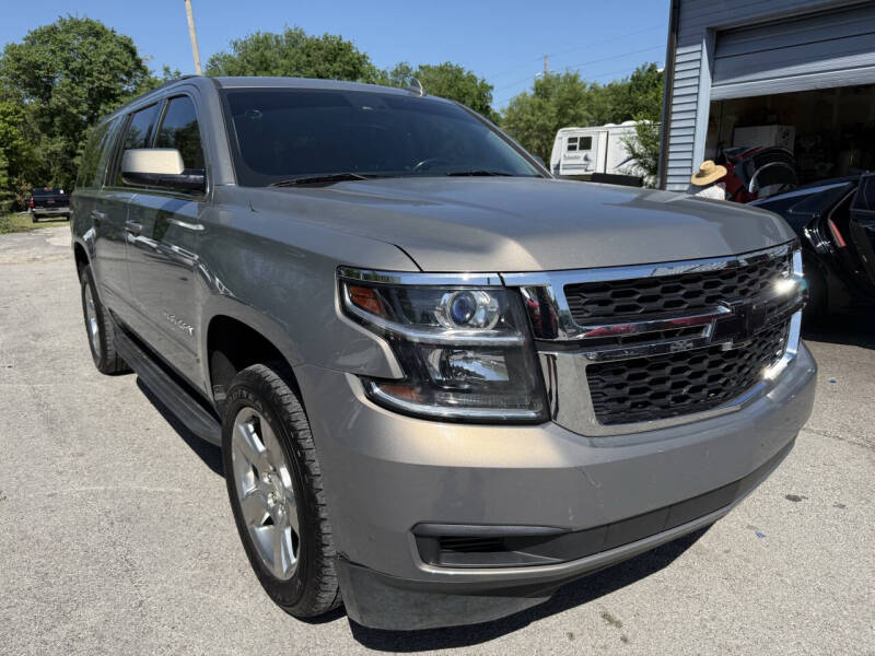 2017 Chevrolet Suburban LS