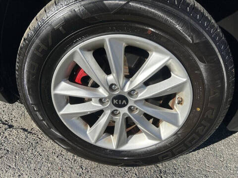 2020 Kia Sorento LX V6