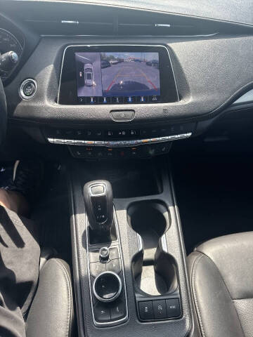 2019 Cadillac XT4 Premium Luxury