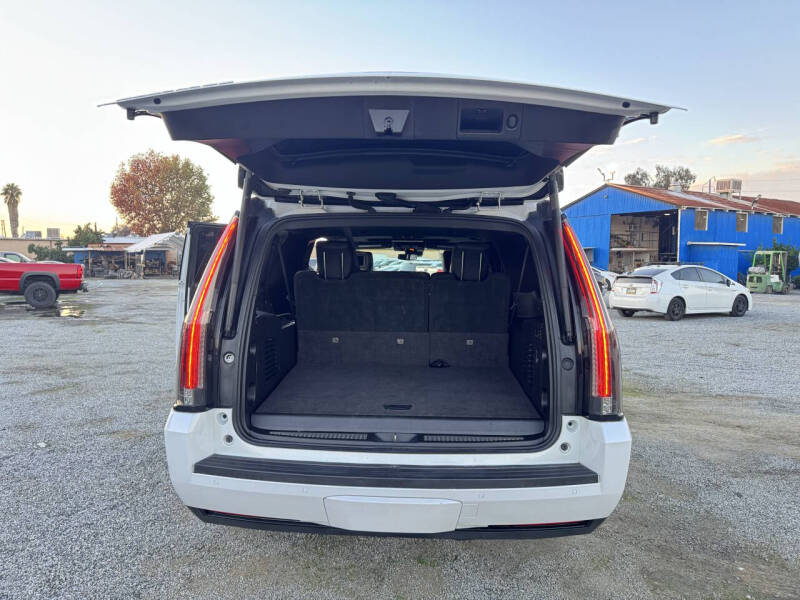 2017 Cadillac Escalade ESV Platinum