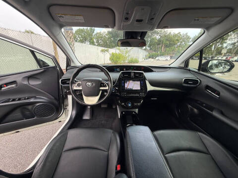 2017 Toyota Prius Three Touring
