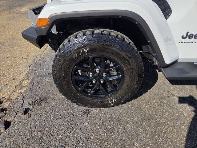 2023 Jeep Gladiator Sport S