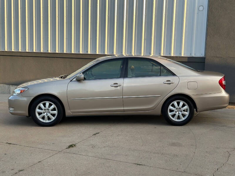 2004 Toyota Camry XLE