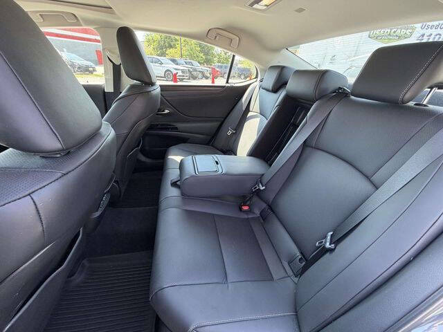 2024 Lexus ES 300h