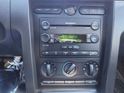 2005 Ford Mustang GT Premium