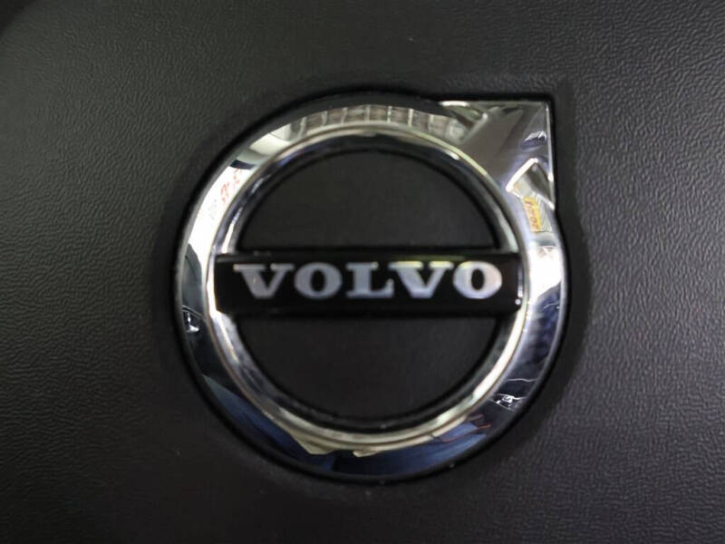 2020 Volvo XC90 T5 Momentum