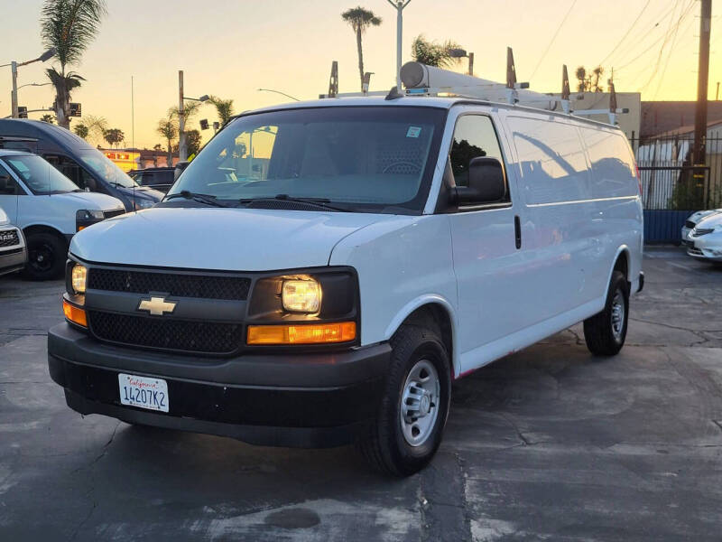 2017 Chevrolet Express 2500