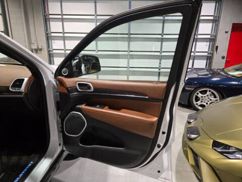 2018 Jeep Grand Cherokee Summit