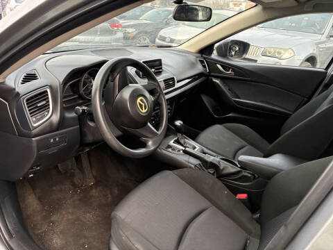 2015 Mazda MAZDA3 i SV