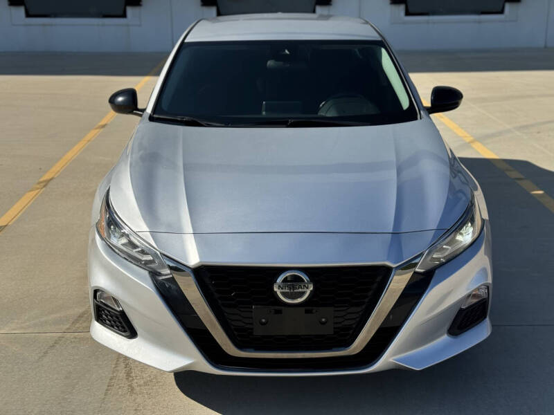 2022 Nissan Altima 2.5 SR