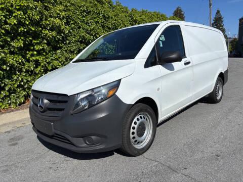 2017 Mercedes-Benz Metris Worker Cargo