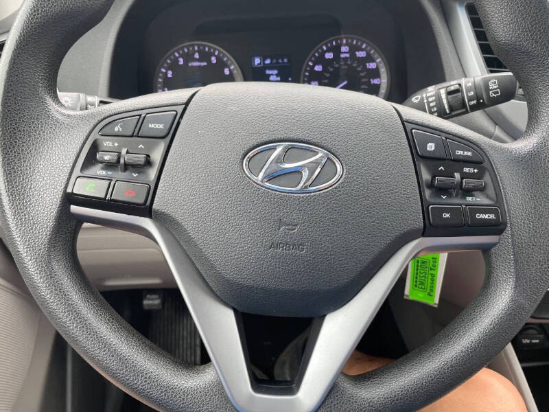 2016 Hyundai Tucson SE
