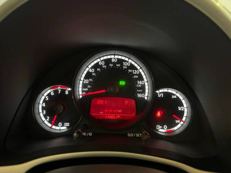 2013 Volkswagen Beetle