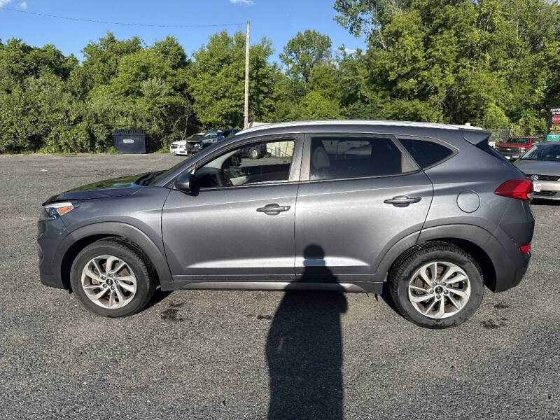2016 Hyundai Tucson SE