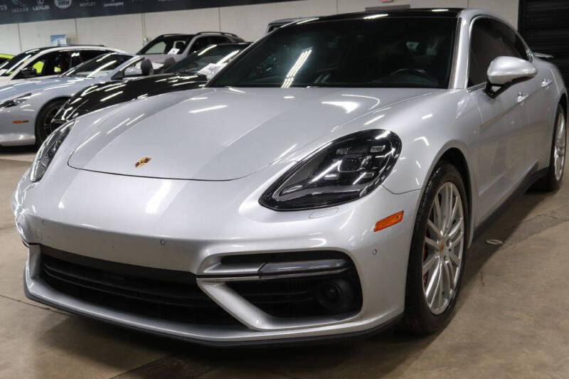2017 Porsche Panamera Turbo