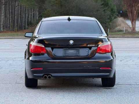 2009 BMW 5 Series 528i