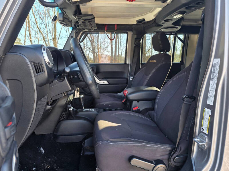 2013 Jeep Wrangler Unlimited Sahara