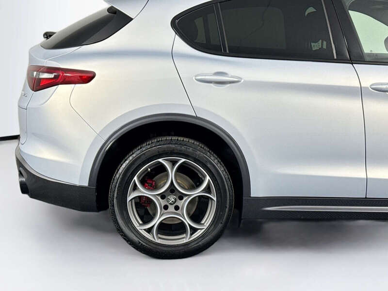 2023 Alfa Romeo Stelvio Ti