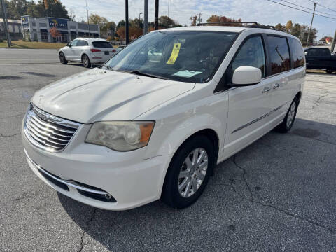 2011 Chrysler Town and Country Touring-L