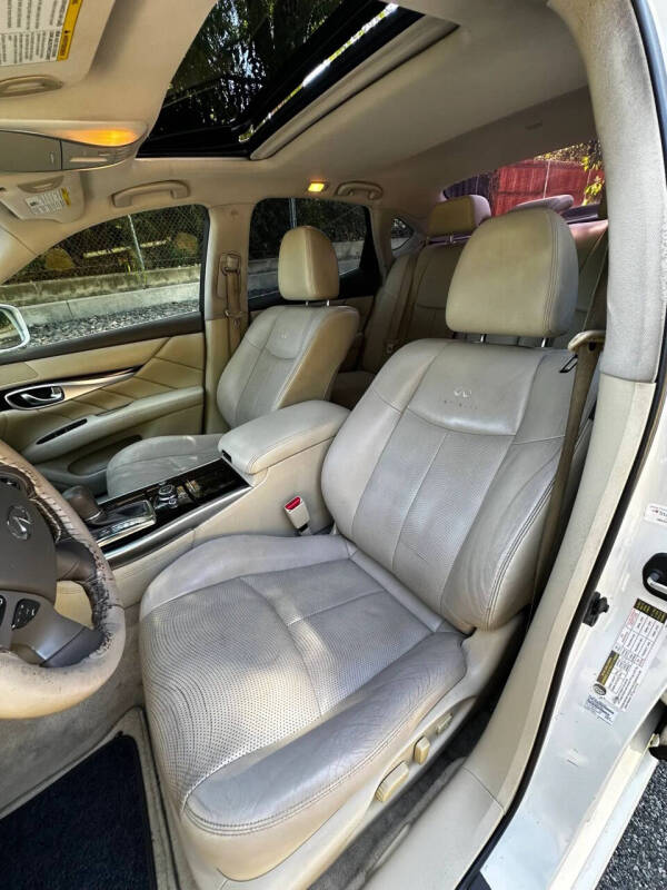2013 Infiniti M37
