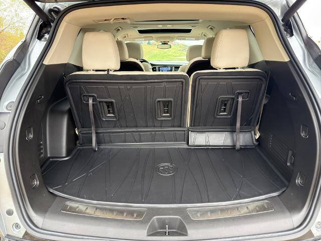 2023 Buick Enclave Essence