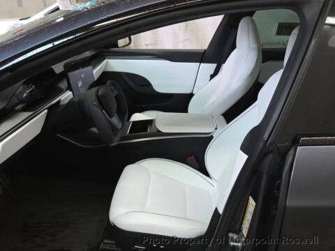 2023 Tesla Model S Plaid