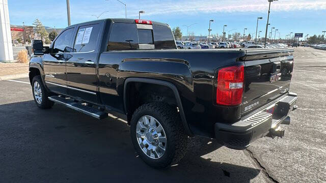 2017 GMC Sierra 2500HD Denali