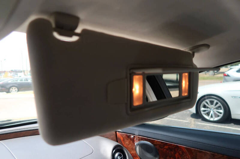 2017 Jaguar XJ R-Sport